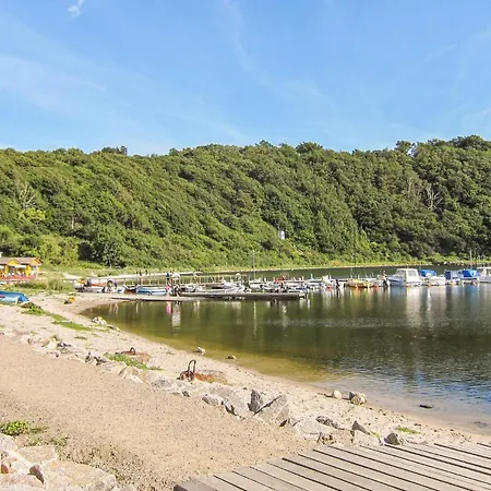 2 Bedroom In Apartment Allinge-Sandvig